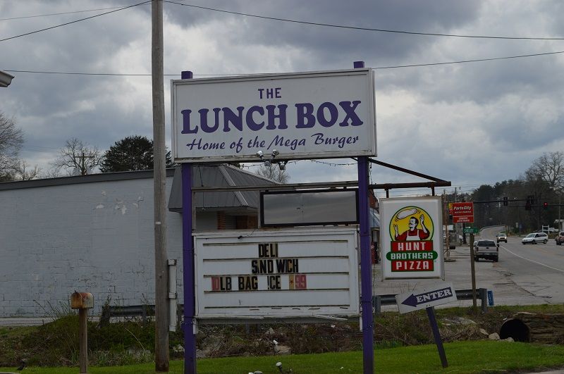 The Lunch Box: 268 Colyar Street, Tracy City, TN 37387